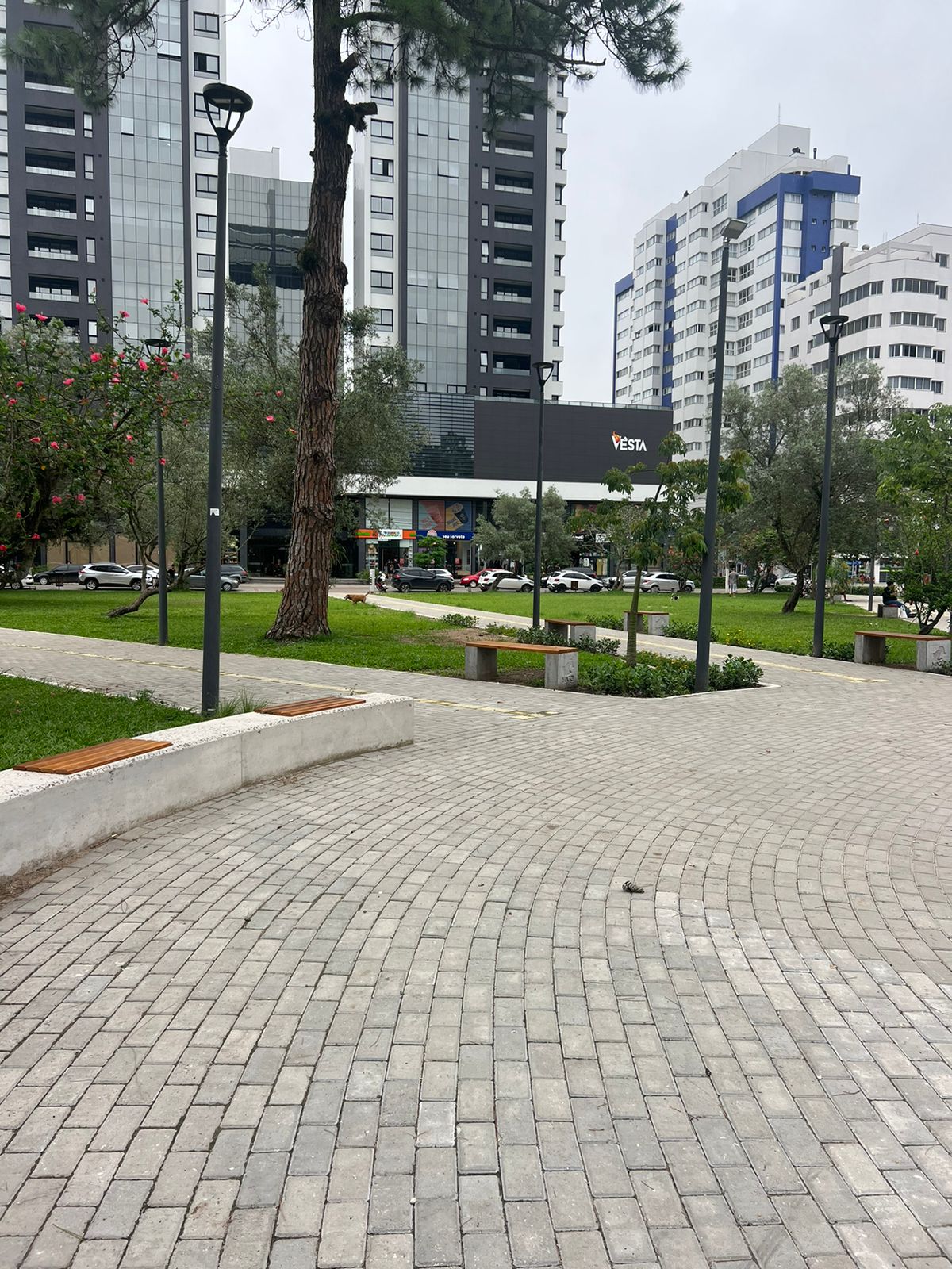 Revitalização da Praça Getúlio Vargas em Torres: Uma Parceria Público-Privada Transformadora